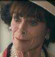 <p>A atriz Geraldine Chaplin interpreta Gabrielle Chanel</p>  Foto: Reprodução
