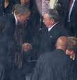 Aperto de mão histórico entre Barack Obama e Raúl Castro  Foto: Getty Images 