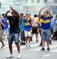 <p>Prefeito se reunirá com representantes de River e Boca - na última quinta, torcedores do Boca se envolveram em confronto com polícia durante celebração do "Dia do Torcedor do Boca Juniors"</p>  Foto: EFE