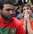 Torcida da Portuguesa foi ao STJD acompanhar julgamento e chorou com decisão do tribunal de rebaixar clube paulista  Foto: Daniel Ramalho / Terra