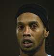 <p>Ronaldinho fez belo gol de falta para o Atlético-MG, mas viu time ser derrotado</p>  Foto: AFP