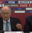 <p>Presidente do Comit&ecirc; Organizador Local, Abdelilah El Akram cochilou durante discurso de Blatter</p>  Foto: Reprodução