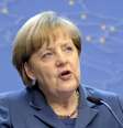 <p>Por nota oficial, Angela Merkel prestou apoio aos familiares de Schumacher e mostrou preocupação com o acidente do ex-piloto</p>  Foto: Laurent Dubrule / Reuters