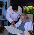 Fidel e Maduro conversaram sobre temas regionais e lembraram "simbolicamente" o 19º aniversário da primeira visita do falecido líder Hugo Chávez à ilha  Foto: EFE