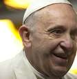 Francisco tem atraído multidões ao Vaticano todas as semanas  Foto: AP
