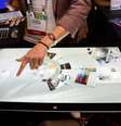 A CES, maior feira de eletrônicos de consumo do mundo, começa oficialmente somente na terça-feira, mas as fabricantes já começaram a mostrar suas novidades em Las Vegas  Foto: AFP