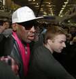 Rodman foi fotografado durante escala em Pequim, a caminho da Coreia do Norte  Foto: Reuters