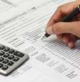 <p>Segundo dados da Receita Federal, metade dos brasileiros deixou para preencher a declara&ccedil;&atilde;o na &uacute;ltima semana</p>  Foto: Shutterstock