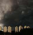 <p>Chuva começou na zona norte e se espalhou para outros pontos de São Paulo</p>  Foto: Nivaldo Lima / Futura Press