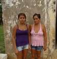 Jéssica Alves e Lúcia Maria Tavares dizem que um parente detento foi morto com um tiro  Foto: João Fellet / BBC News Brasil