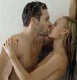 . Estar confortável financeiramente melhora a consciência sobre as necessidades sexuais  Foto: Getty Images 
