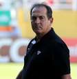 <p>Muricy troca Denílson por Osvaldo em treino do São Paulo</p>  Foto: Luis Moura / Gazeta Press