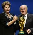 <p>Blatter recebeu garantias da presidente Dilma Rousseff de que o Brasil estará pronto para a Copa</p>  Foto: AP