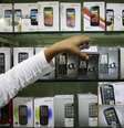 Centro-Oeste foi a região com maior acesso proporcional a celulares entre 2005 a 2013  Foto: Danish Siddiqui / Reuters