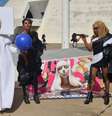 Manifestação contra bullying e homofobia em frente ao Museu Nacional da República  Foto: José Cruz / Agência Brasil