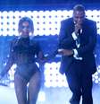 <p>Jay Z foi premiado pelo aplicativo de seu disco "Magna Carter Holy Grial", junto com o site oficial de Beyonc&eacute;</p>  Foto: Getty Images 