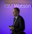 Rhodin, o novo chefe do IBM Watson Group, fala durante um evento da IBM Watson em Manhattan, Nova York. A IBM começou a implantar seu sistema de supercomputador Watson na África nesta quinta-feira, dizendo que ele ajudará a lidar com obstáculos continentais de desenvolvimento tão diversos quanto diagnósticos médicos, coleta de dados econômicos e pesquisa de comércio eletrônico. 09/01/2014  Foto: Brendan McDermid / Reuters