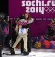 Iouri Podladtchikov recebeu abraço de Shaun White após vitória  Foto: Getty Images 