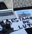 Cerca de 60 repórteres fotográficos, cinematográficos e jornalistas paralisaram suas atividades e fizeram uma manifestação em memória ao repórter cinematográfico Santiago Andrade  Foto: Joyce Carvalho / Especial para Terra