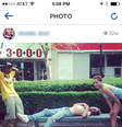 Selfies com mendigos ganham até hashtag específica  Foto: Reprodução