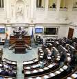 Parlamento belga durante sessão plenária nesta quinta-feira, 13  Foto: Reuters