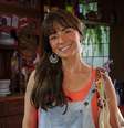 Com visual mais despojado, franja completa o look de Clara na novela das 9h  Foto: TV Globo/Divulgação 