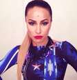 Sabrina Sato não abriu mão do rabo de cavalo alto. Para dar mais força ao look, ela usou um aplique, deixando a parte solta muito mais longa  Foto: Instagram/Reprodução