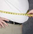 Excesso de gordura saturada vai direto para a barriga e fígado; chances de diabetes aumenta  Foto: Getty Images 