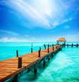 Caribe - Principal região para cruzeiros no mundo, o Caribe tem alta temporada entre o fim de junho e agosto, no Natal e Ano Novo e entre fevereiro e meados de abril. Região com temperaturas atrativas e muitas belezas naturais, há muitas crianças nos cruzeiros familiares, mesmo em companhias que usualmente não são conhecidas por embarcarem muitas famílias. A baixa temporada fica entre abril e maio, setembro e início de janeiro, exceto as semanas de festas  Foto: Shutterstock