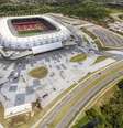 <p>Arena Pernambuco tem número adequado de vagas de estacionamento, mas estação de metrô fica muito distante do estádio</p>  Foto: Portal da Copa/ME / Divulgação