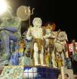 A escola de samba Vai-Vai homenageou os 50 anos da cidade de Paulínia com cinema e petróleo   Foto: Orlando Oliveira / AgNews