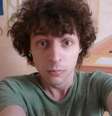 <p>Joseph Garrett reconhece que, se o jogo continuar popular, ele pode se tornar milionário</p>  Foto: Arquivo Pessoal