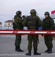 <p>A Frota do Mar Negro da R&uacute;ssia negou&nbsp;ultimato &agrave;s for&ccedil;as ucranianas na Crimeia para se renderem at&eacute; as 5h de ter&ccedil;a-feira (meia-noite no hor&aacute;rio de Bras&iacute;lia)&nbsp;</p>  Foto: Thomas Peter / Reuters