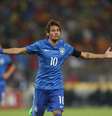 <p>Neymar marcou três gols na fácil vitória do Brasil</p>  Foto: Mowa Press