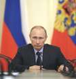 O presidente russo, Vladimir Putin preside uma reunião do governo russo na residência Novo-Ogaryovo arredores de Moscou 5 de março de 2014  Foto: Reuters