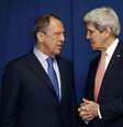 <p>Sergei Lavrov, ministro de Rela&ccedil;&otilde;es Exteriores da R&uacute;ssia, e John Kerry, secret&aacute;rio de Estado dos Estados Unidos, se reuniram duas vezes nesta semana para discutir sobre crise</p>  Foto: Kevin Lamarque / Reuters