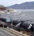 Foto tirada em março de 2011 em Miyako, Japão, alguns dias depois do terremoto de magnitude de 9, seguido do tsunami que inundou cidades inteiras e mudou o eixo da Terra, destruindo tudo na costa nordeste do Japão  Foto: AFP