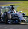 O britânico Lewis Hamilton, da Mercedes, foi o mais rápido na segunda sessão de treinos livres para o Grande Prêmio da Austrália na madrugada desta sexta-feira  Foto: David Gray / Reuters