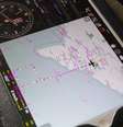 <p>&Aacute;rea de busca vista em iPad de oficial militar a&nbsp;bordo de aeronave&nbsp;durante uma miss&atilde;o para encontrar o avi&atilde;o desaparecido da Malaysia Airlines</p>  Foto: Kham / Reuters
