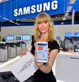<p>A empresa sul-coreana está contando com a quinta versão de seu carro-chefe, o smartphone Galaxy S5</p>  Foto: Divulgação