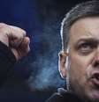 Líder do Svoboda, Oleg Tyagnibok, durante protestos em Kieb, em fevereiro de 2014  Foto: Reuters
