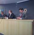 <p>Segundo o delegado Márcio Anselmo, que coordenou a operação, quatro grandes doleiros foram presos hoje, incluindo Alberto Youssef</p>  Foto: Joyce Carvalho / Especial para Terra