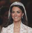 Desde que usou uma tiara cravejada de diamantes em seu casamento com o príncipe William, a duquesa de Cambridge, Kate Middleton, inspira mulheres a exibir esse tipo de acessório no cabelo  Foto: Getty Images