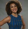 Sheron Menezes é adepta do estilo black power com cachos bem definidos   Foto: Divulgação / TV Globo