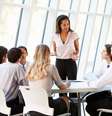 O objetivo da EY é selecionar 15 mulheres para o programa deste ano no Brasil. Elas terão apoio da consultoria e de executivas experientes, como Luiza Trajano (Magazine Luiza) e Sonia Hess (Dudalina)  Foto: Monkey Business Images/ Shutterstock