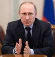 <p>O presidente russo Valdimir Putin ligou nesta sexta-feira para Obama para discutir uma solução pacífica para a crise na Ucrânia</p>  Foto: AP