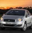Fiat Linea Essence 2015 1.8 16V  Foto: Divulgação