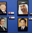 <p>Retratos do primeiro-ministro canadense Stephen Harper, do príncipe de Abu Dhabi Mohamed bin Zayed Al Nahyan, do ex-presidente francês Nicolas Sarkozy e do ex-líder sul-coreano Lee Myung-bak</p>  Foto: Reuters