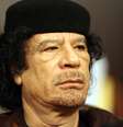 Muammar Gaddaffi em março de 2008: ditador teria guardado restos mortais de opositores por mais de 20 anos e teria mantido relações sexuais com alunas de universidade  Foto: Getty Images 