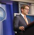 <p>Jay Carney manifestou preocupação com a escalada da tensão na Ucrânia por conta da crescente pressão de Msocou</p>  Foto: Reuters